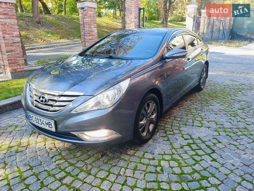 Hyundai