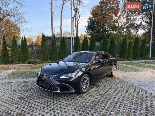 Lexus