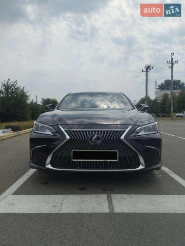 Lexus