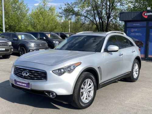 Infiniti