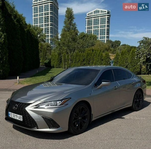 Lexus