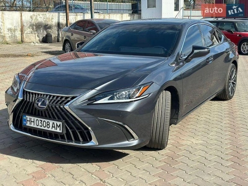 Lexus