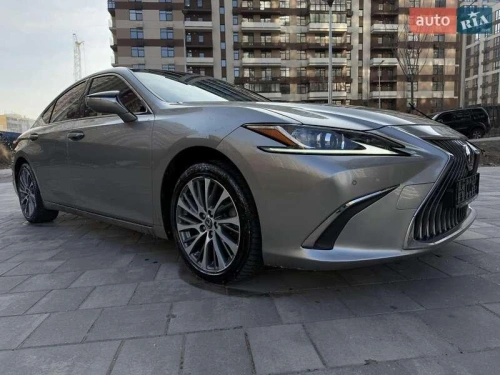 Lexus