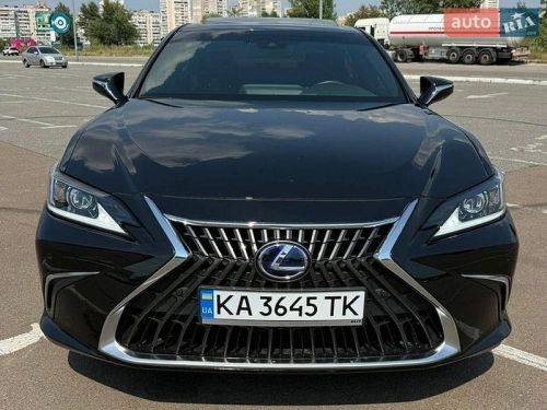 Lexus