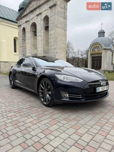 Tesla