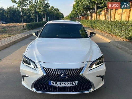 Lexus