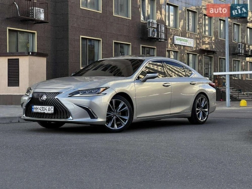 Lexus