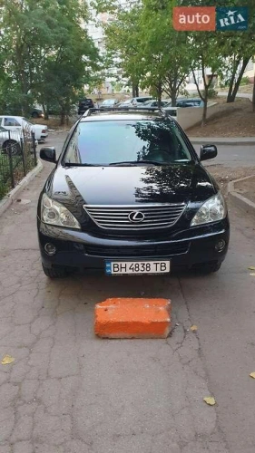 Lexus
