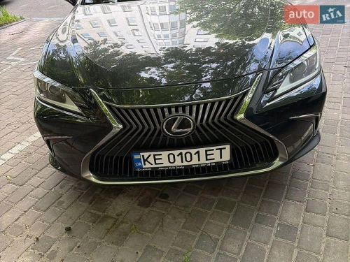 Lexus