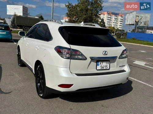 Lexus