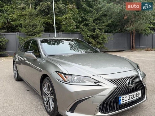 Lexus