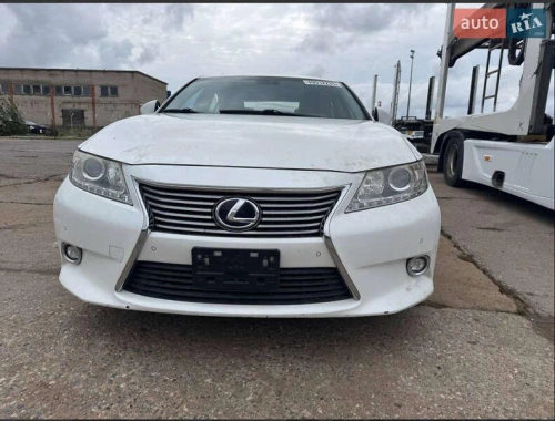 Lexus
