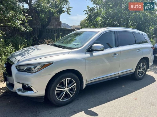Infiniti