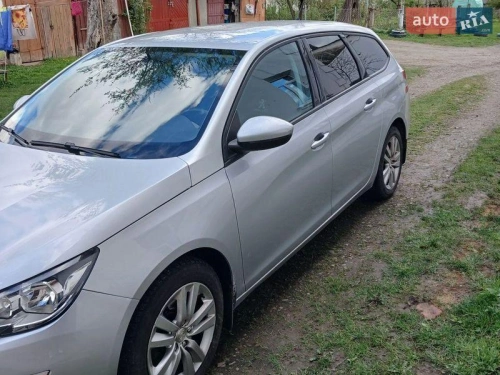 Peugeot