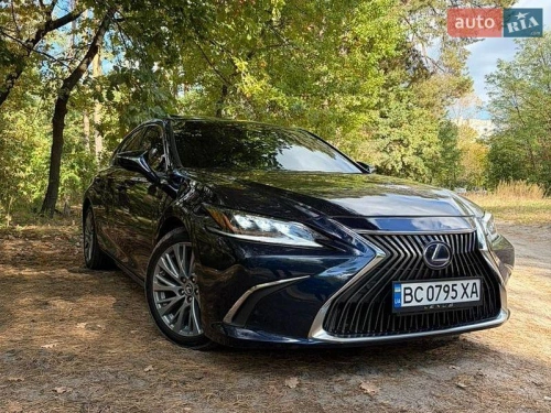Lexus