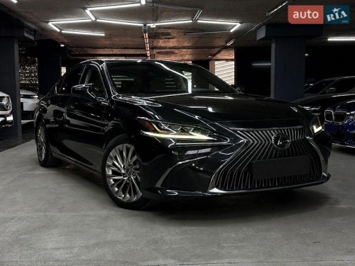 Lexus