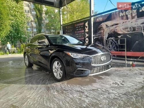 Infiniti