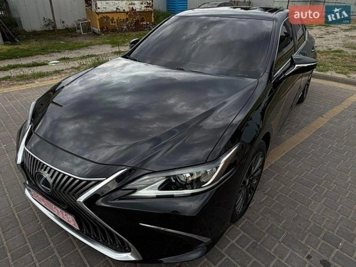 Lexus