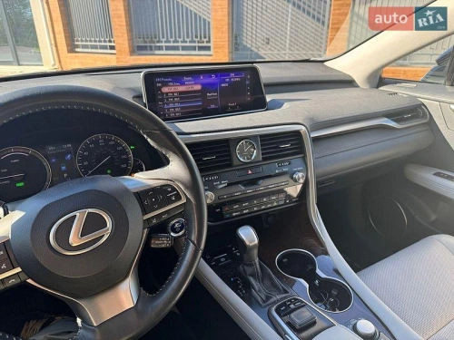 Lexus