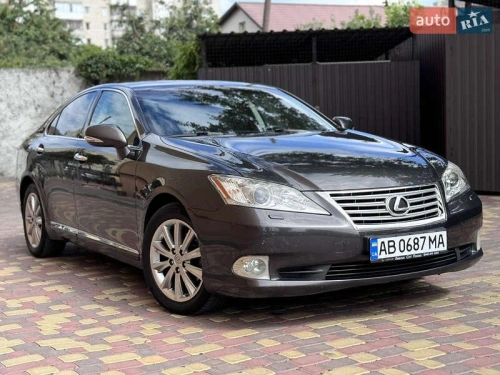 Lexus