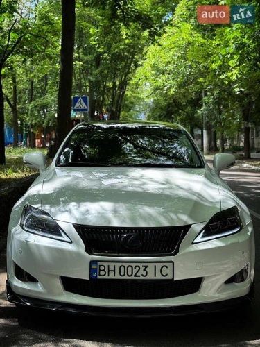 Lexus