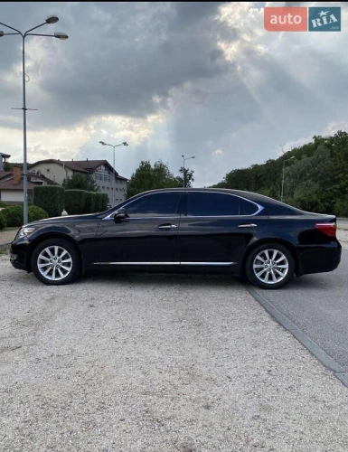 Lexus