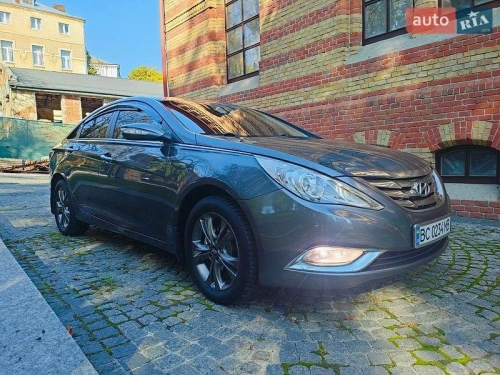Hyundai