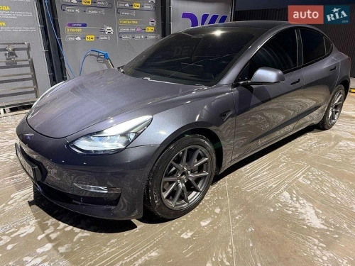 Tesla