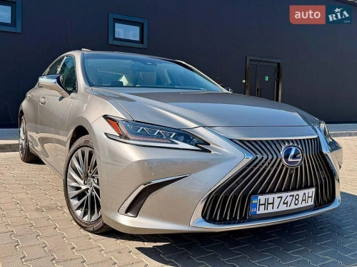 Lexus