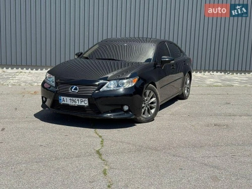 Lexus