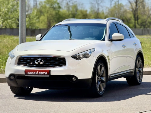 Infiniti