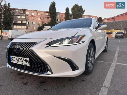 Lexus