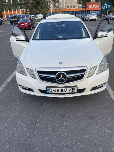 Mercedes-Benz