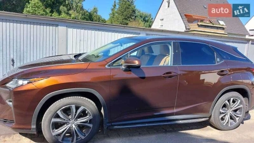 Lexus