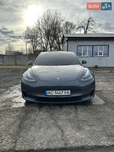 Tesla