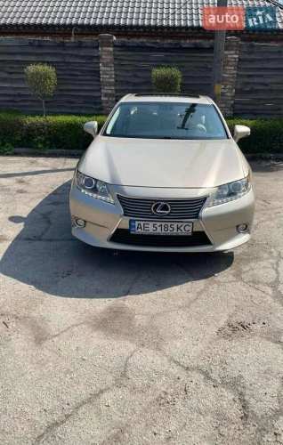 Lexus