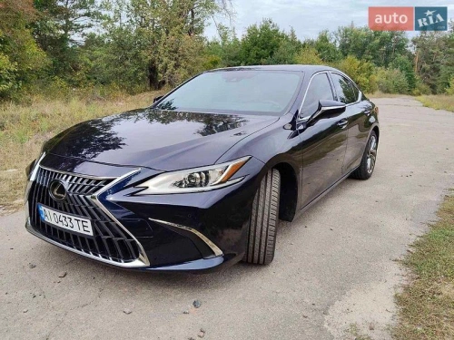 Lexus