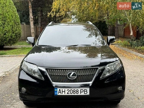 Lexus