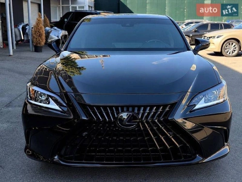 Lexus