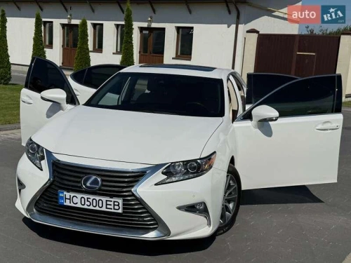 Lexus