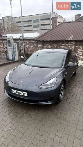 Tesla