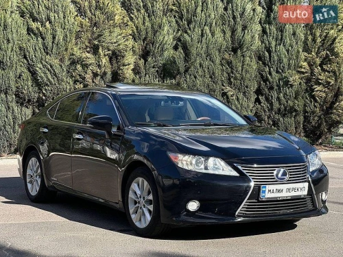 Lexus