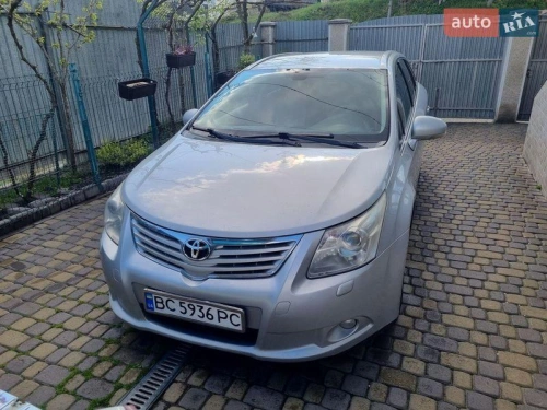 Toyota Avensis 2011