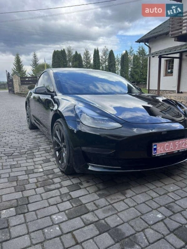 Tesla