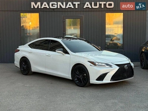 Lexus