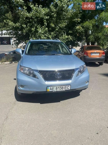 Lexus