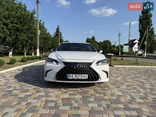 Lexus