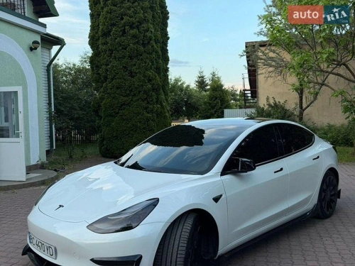 Tesla