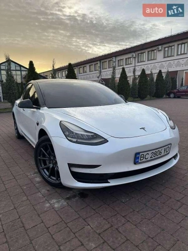 Tesla