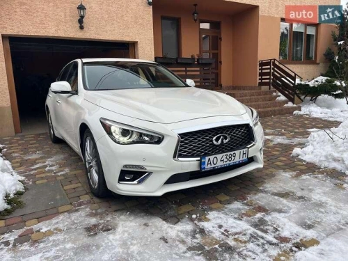 Infiniti
